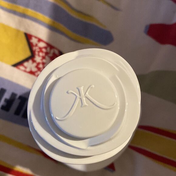 Free with 35$ or more purchase Kim Kardashian Fleur Fatale Smells amazing!!! New - Picture 3 of 4